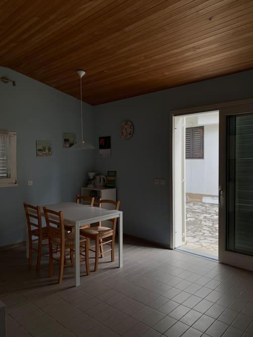 Sunny Grandma'S Garden Apartment Baška Exteriér fotografie